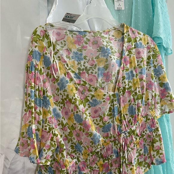 Blouse - Picture 1 of 2